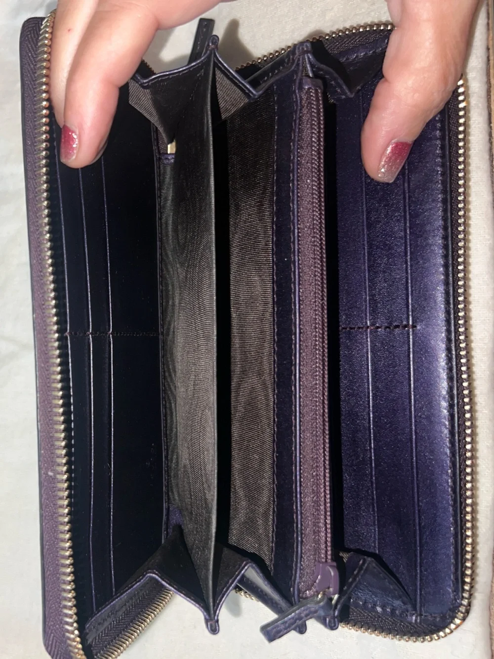 Gucci Purple Patent Leather Continental Zip Wallet with Gold Heart Pulls